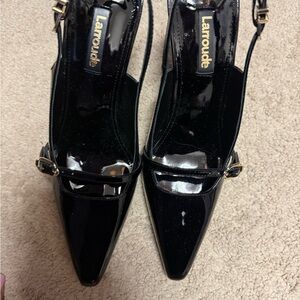 Larroude Black Womens heels